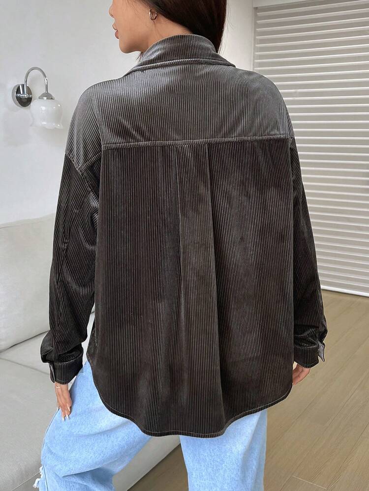 Dual Pocket Drop Shoulder Velvet Coat