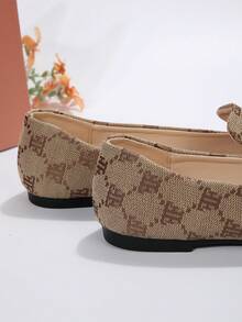 Spring And Autumn Fashionable Pointed Toe Women's Flat Shoes - Multicolor - View 6