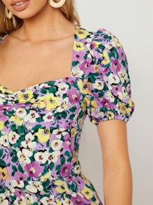 SHEIN VCAY 滿版印花泡泡袖高衩洋裝 - 彩色 - 查看 4