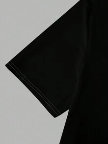 Manfinity Homme Men Plus Letter Graphic Two Tone Tee & Shorts - Black and White - View 3