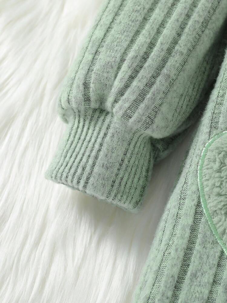 Young Girl Heart Patched Sweatshirt Dress & Hat