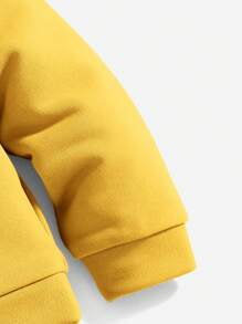 SHEIN 休閒黃色紙牌印花男嬰兒連帽運動衫