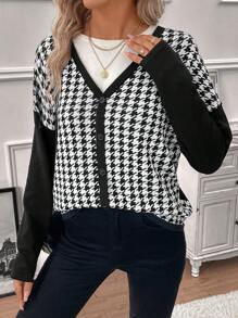 SHEIN Clasi Đồ họa Houndstooth Thả vai Chi tiết Nút Áo len - Đen và trắng - Xem 3