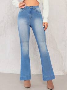 SHEIN Privé 喇叭褲腿牛仔褲 - 淺色水洗藍 - 查看 1