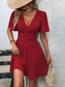 EMERY ROSE 深 V 领蝴蝶袖褶饰腰部连衣裙 酒红色女装