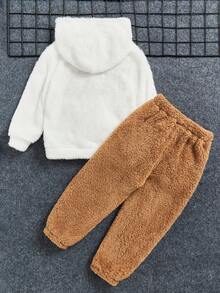 SHEIN 小男孩卡通刺繡袋鼠口袋泰迪連帽衫和褲子 - 卡其色 - 查看 2