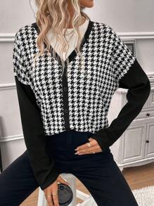 SHEIN Clasi Đồ họa Houndstooth Thả vai Chi tiết Nút Áo len - Đen và trắng - Xem 6