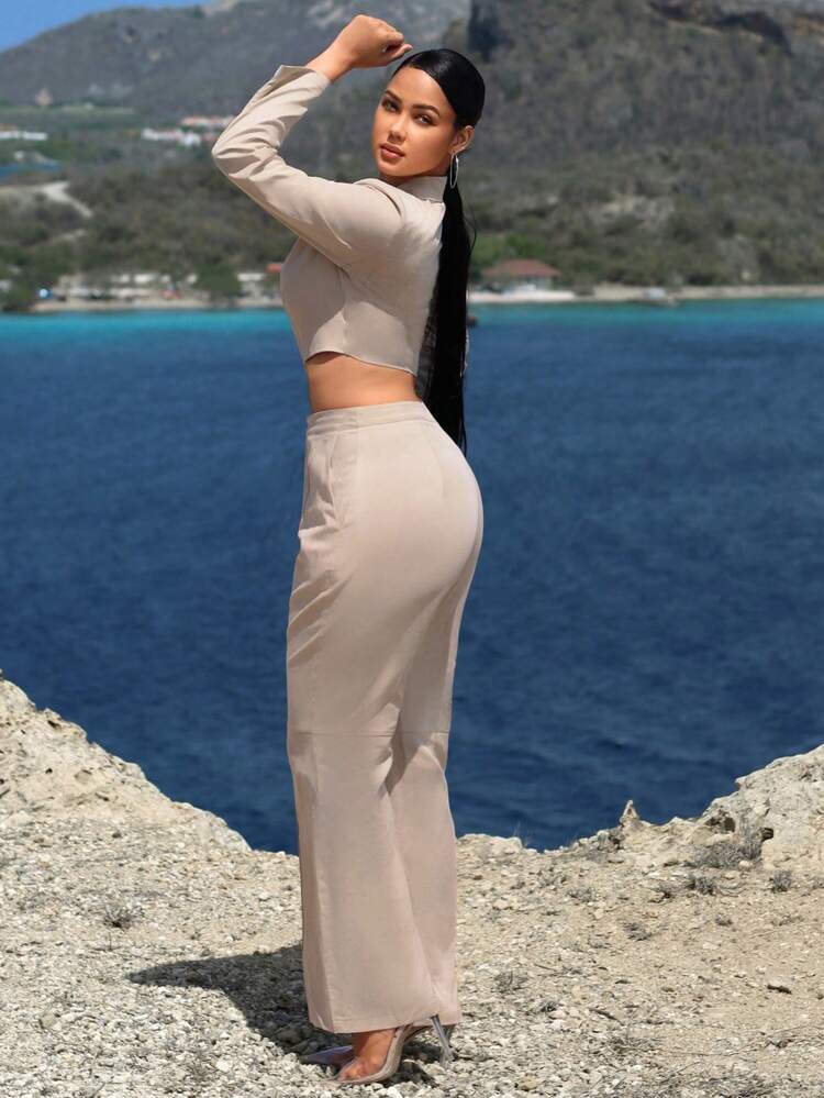 Lapel Neck Crop Blazer & Flare Leg Pants