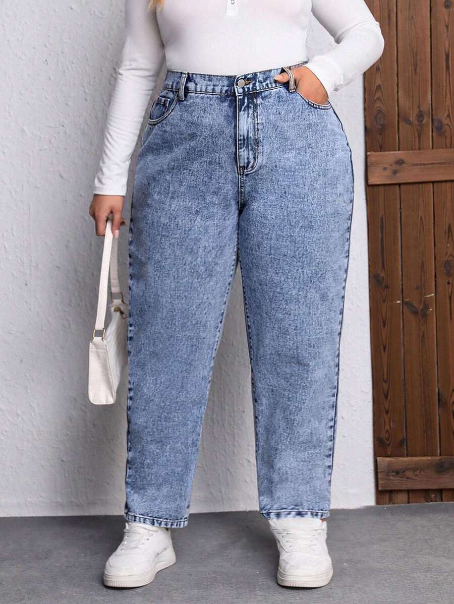 EMERY ROSE Plus High Waist Mom Fit Jeans Elegant Outfit - Blue - View 1