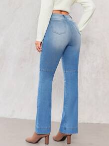 SHEIN Privé 喇叭褲腿牛仔褲 - 淺色水洗藍 - 查看 2