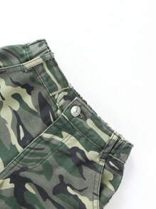 Blugi cu buzunare laterale cu clapă cu imprimeu Camo pentru fetiță