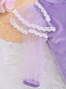 SHEIN Baby Girl Contrast Mesh Ruffle Trim Tee