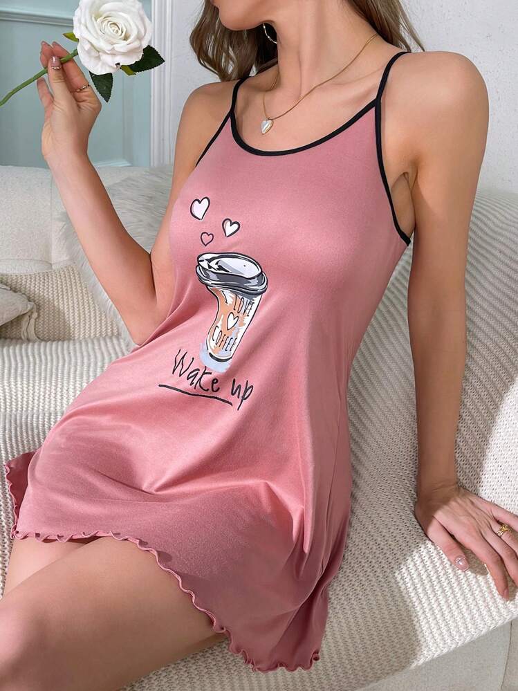 Camisón de pijama con estampado de letras y corazones, ribete de lechuga y unión en contraste - Café integral - Añade 5