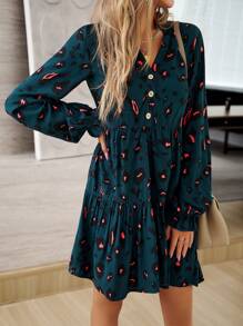 SHEIN Clasi 滿版印花喇叭袖荷葉邊娃娃裙