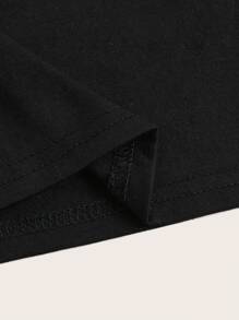 ROMWE Grunge Punk 标语和蜘蛛印花短款 T 恤，带有“在夜色中隐藏你的身影”印花，适合学校