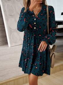 SHEIN Clasi 滿版印花喇叭袖荷葉邊娃娃裙