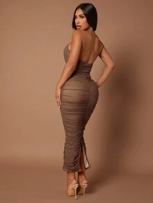 SHEIN SXY 純色褶皺露背緊身洋裝 - 卡其色 - 查看 3