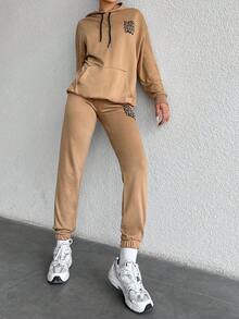 EURMUSE Bộ 2 món áo hoodie và quần nỉ in chữ thường ngày dành cho nữ, mùa thu - Cà phê nâu - Xem 5