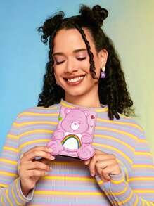 SHEIN X Care Bears 可爱卡通印花小号粉色 PVC 护照夹防丢失旅行钱包、欢呼熊、礼物 - 粉色 - 查看 9