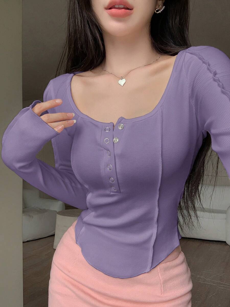 DAZY Áo thun nữ tay dài cài nút phía trước, gấu cong, quần áo mùa thu - Màu Lilac Tím - Xem 1