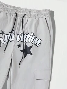 ROMWE MEN Street Life Guys Star & Slogan Graphic Flap Pocket Side Drawstring Waist Cargo Pants - Grey - View 3