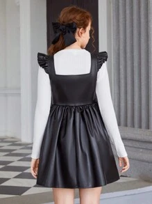 青少年女孩素色T恤和荷葉邊PU皮革背帶洋裝 - 黑與白 - 查看 2