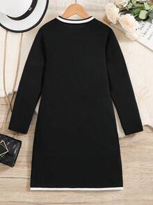 SHEIN Cô gái Tween Viền tương phản Chi tiết Nút Túi Kép Đầm Áo len - Đen và trắng - Xem 2