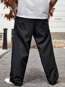 Manfinity Hypemode Quần túi xéo eo dây rút dành cho nam Plus - màu đen - Xem 2