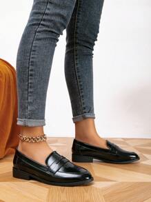 Mocasines planos de punta redonda para mujeres, zapatos casuales cómodos y unisex de slip-on, color negro, adecuados para primavera y otoño - Negro - Ver 4