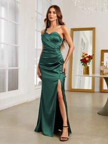 SHEIN Belle 一肩開衩大腿緞面伴娘禮服