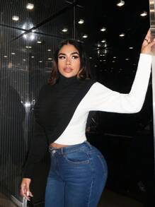 SHEIN SXY 雙色小高領短款毛衣 - 黑與白 - 查看 5