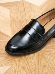 Mocasines planos de punta redonda para mujeres, zapatos casuales cómodos y unisex de slip-on, color negro, adecuados para primavera y otoño - Negro - Ver 7