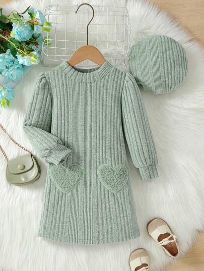 SHEIN Chicas Vestido sudadera con parche de corazón & Sombrero