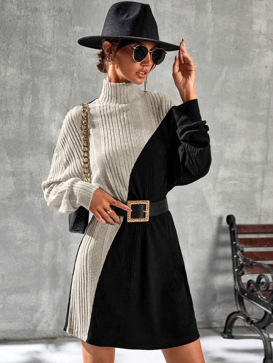 SHEIN Frenchy 雙色高領落肩袖洋裝不附腰帶 - 彩色 - 查看 1