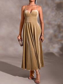 Aveloria Cami Kleid mit Einfarbig