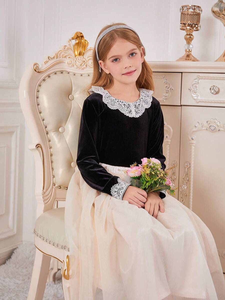 SHEIN Tween Girl Contrast Lace Velvet Blouse for Christmas - Black - View 1