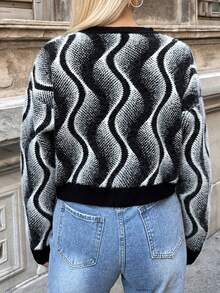 EURMUSE 波浪條紋落肩毛衣 - 黑色 - 查看 2