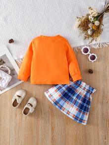 女嬰字母圖案T恤和格紋印花紙袋腰半身裙