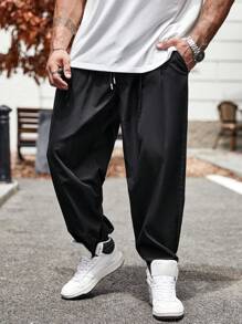 Manfinity Hypemode Quần túi xéo eo dây rút dành cho nam Plus - màu đen - Xem 1