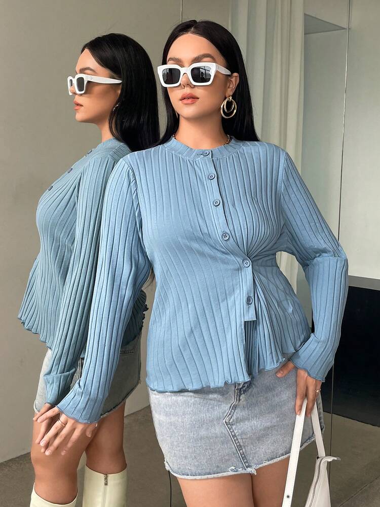 Plus Lettuce Trim Button Front Tee