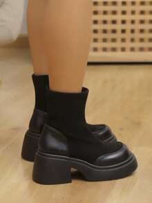 女士秋季短靴帶襪粗跟厚底短靴