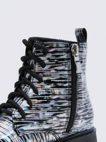 时尚温暖的街头风格短靴，适合女孩，配有多种颜色装饰、平跟和保暖内衬 - 彩色 - 查看 4