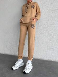 EURMUSE Bộ 2 món áo hoodie và quần nỉ in chữ thường ngày dành cho nữ, mùa thu - Cà phê nâu - Xem 3