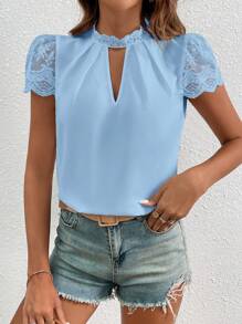 SHEIN Clasi 撞色蕾絲鑰匙孔領口褶皺細節襯衫 - 淺藍色 - 查看 5