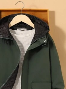 SHEIN Casaco acolchoado com capuz e bolso com aba Tween Boy