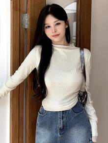 DAZY 素色小高領T恤 - 杏色 - 查看 3