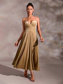 Aveloria Cami Kleid mit Einfarbig