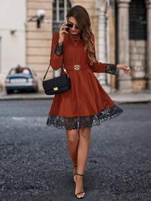 SHEIN Clasi 拼接蕾絲邊扣飾腰洋裝 - 彩色 - 查看 3