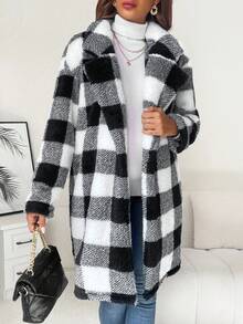 SHEIN 孕婦大方格圖案落肩袖絨毛外套 - 黑與白 - 查看 6