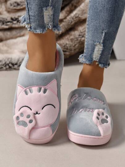 Women's 2023 New Cartoon Embroidered Fluffy Slippers, Cute Maneki-Neko Couple Style, Indoor Warm Gray House Slippers